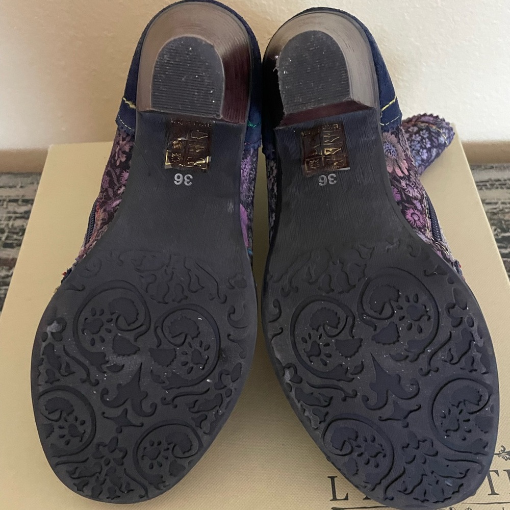 L’Artiste Blue Purple Floral Print Suede Heeled Boot Flannel Lined EU 36 US 6 - Picture 7 of 12